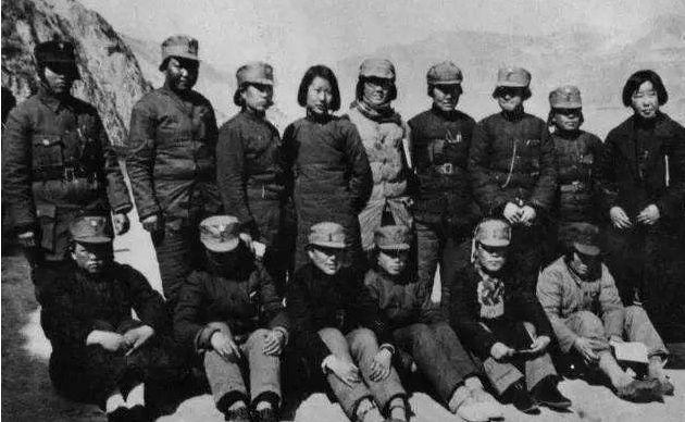 河南大妈去医院看病，无意间露出胳膊，医生悄悄报警