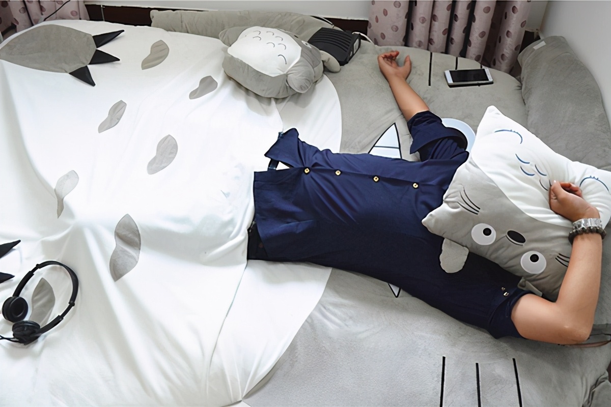 指甲上出現豎紋，是咋回事？ 月牙的多少，與健康有關？