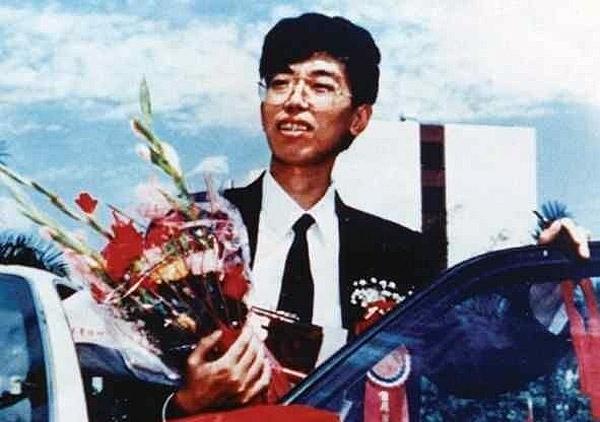 人物汇：巨人的陨落与重生