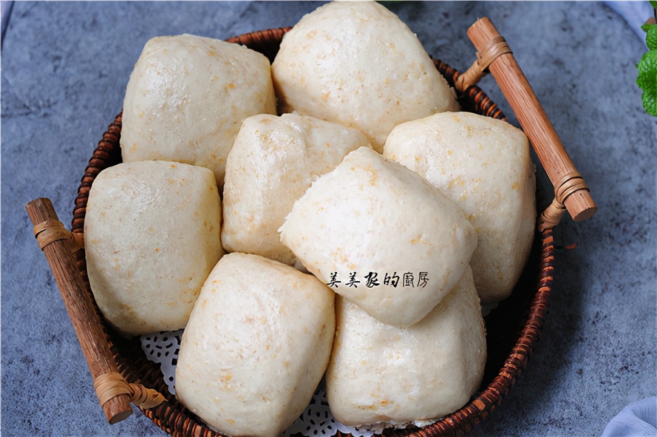 蒸饅頭別再用牛奶啦！ 新做法濃香撲鼻，吃完手留餘香！ 回味悠長