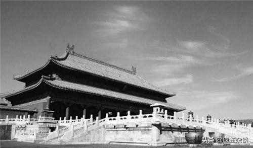 日本人侵占北京8年，为何故宫文物却安然无恙？我们要感谢一个人