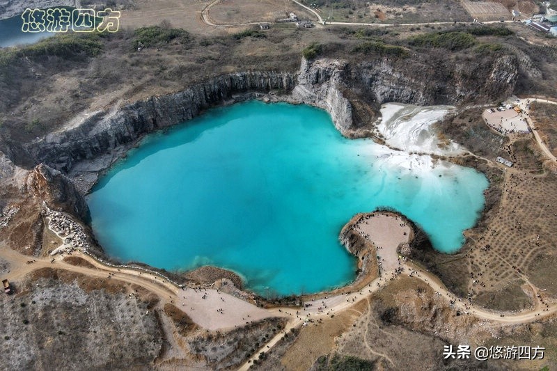 探访江苏宜兴网红湖，碧蓝湖水赛过九寨沟，竟然是石浆废水池？