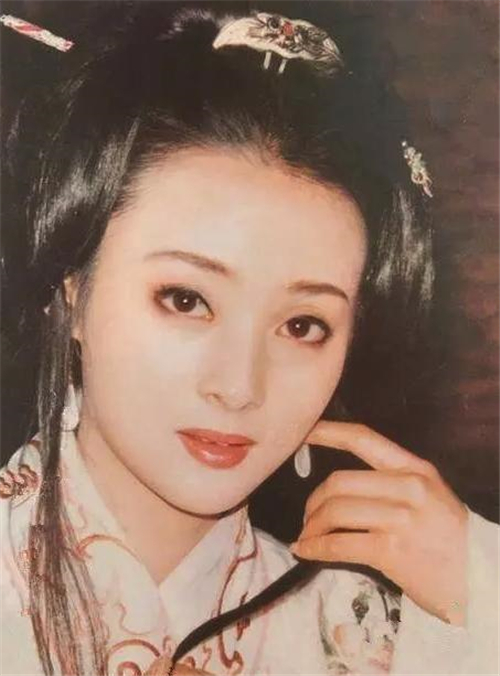 金庸唯一没被翻拍的作品，导演：因2位女主描述