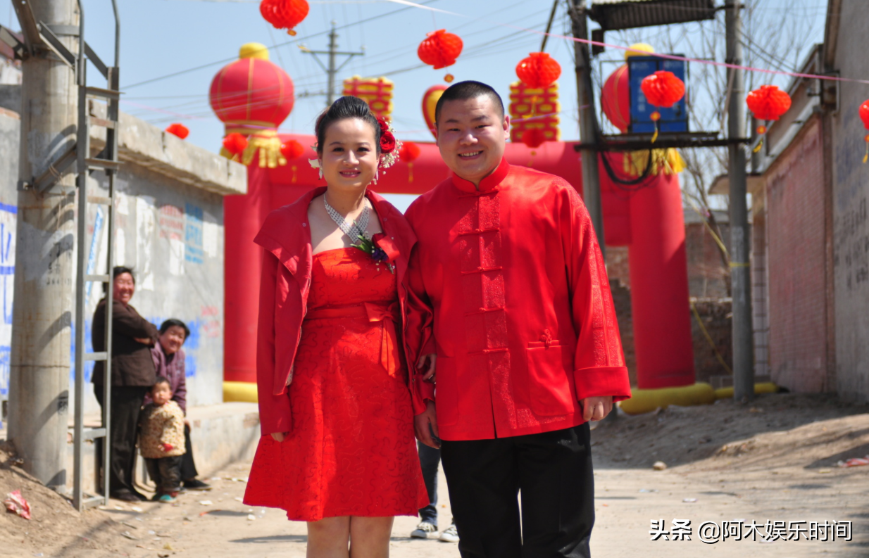 Yue Yunpeng is handwritten and epistolary profession wife souvenir marries 10 years, love is true also do not forget to shake a package