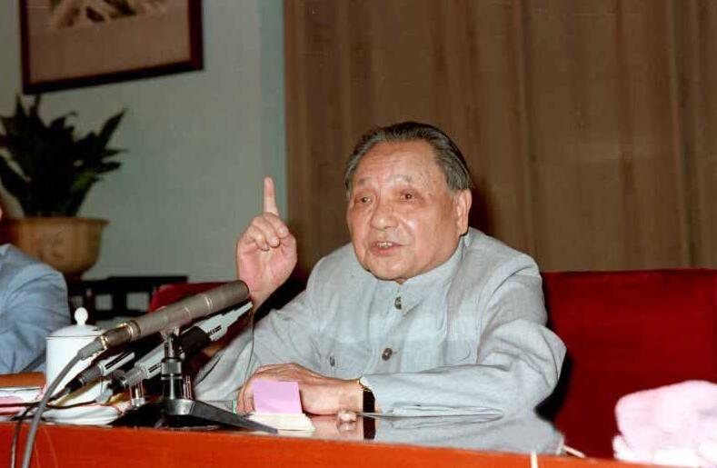 1988年，在大會上“請小平同誌不要吸煙”的女人，後來怎樣了