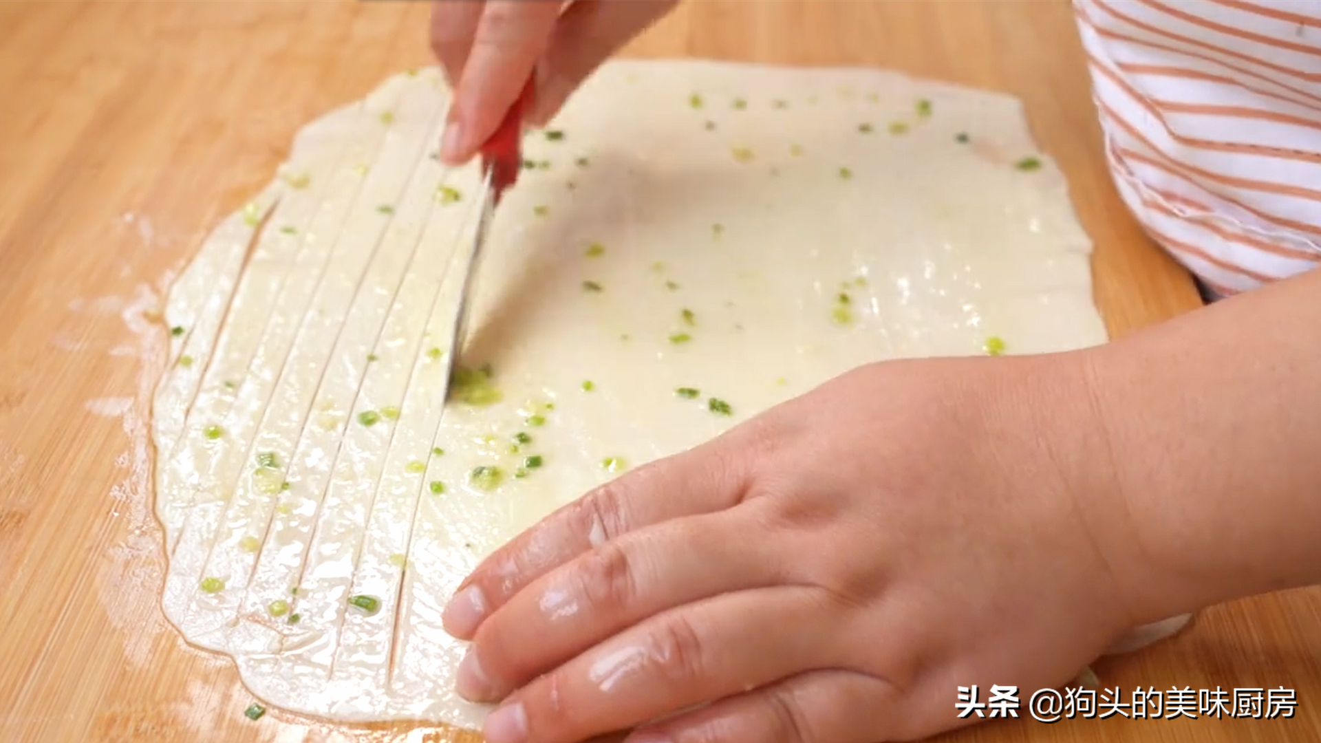 盤絲餅，最簡單實用的做法，劃一劃，抻一抻，絲絲分明，口口留香