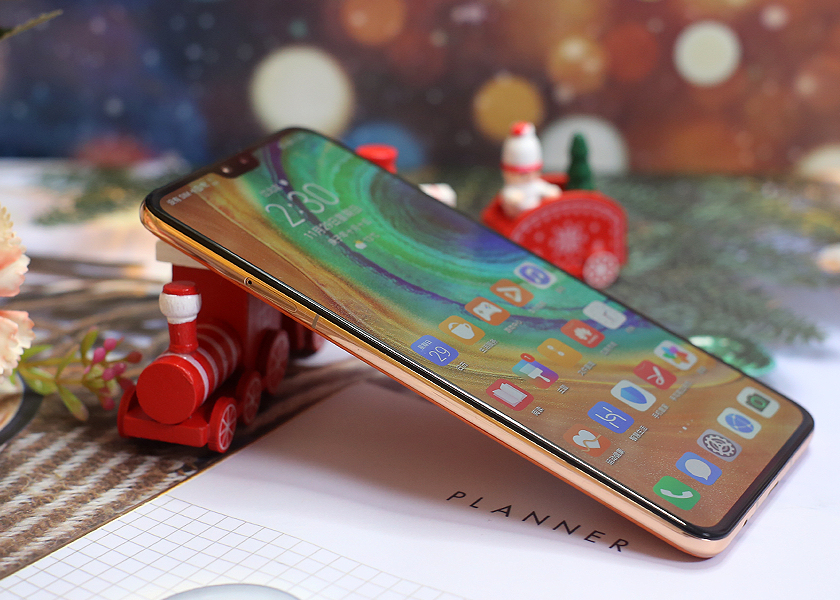 华为Mate30 5G 丹霞橙，这颜值如今依然很耐看