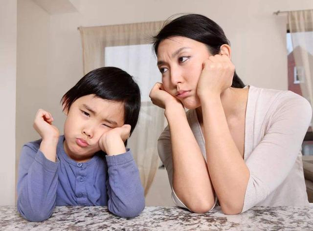 有種“遺傳”叫王祖藍女兒，“蒜頭鼻”成亮點，和爸爸一模一樣