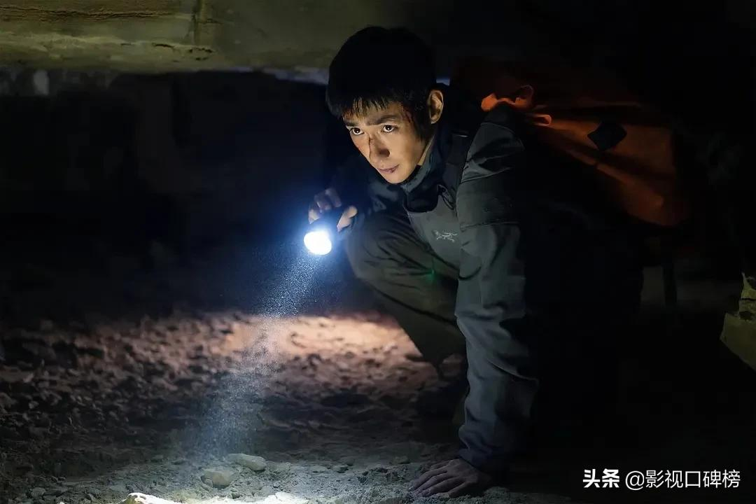 《峰爆》洪翼舟最后一通电话别具深意,看似不合理,设置却很高级