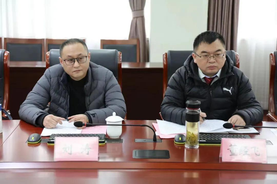 镜湖区检察院召开与各民主党派、无党派人士代表座谈会