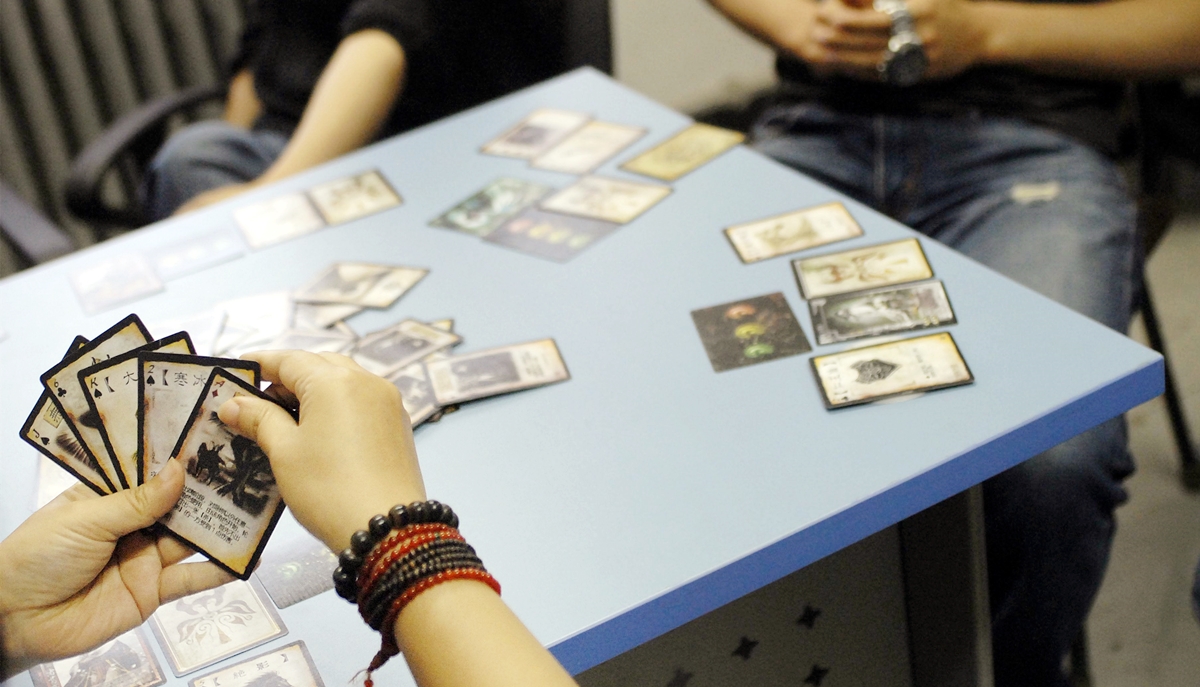 电子卡牌对战游戏还算是桌游吗？