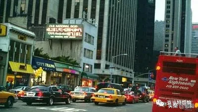 三年后，每个美国人欠全世界11万美元！