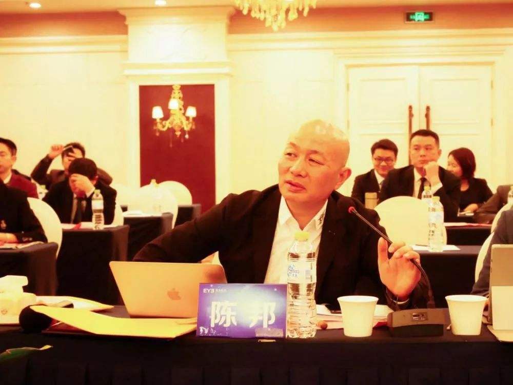 低调的湖南富豪：身价高达1000亿，掌舵中国规模最大眼科医院