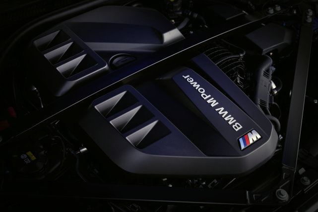 年内国内上市，BMW M4敞篷雷霆版全球首发