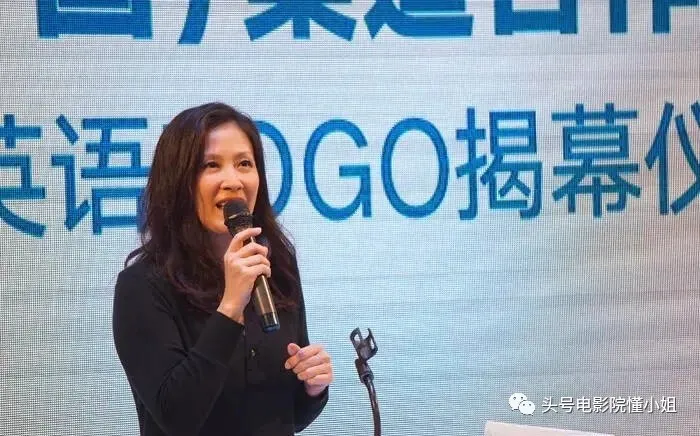 励志!tvb港剧女神改做教育,二婚老公破产,50岁读博士再拼事业