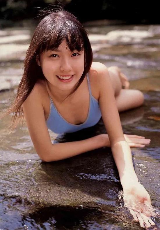日本第一性感靓丽女星—户田惠梨香图片