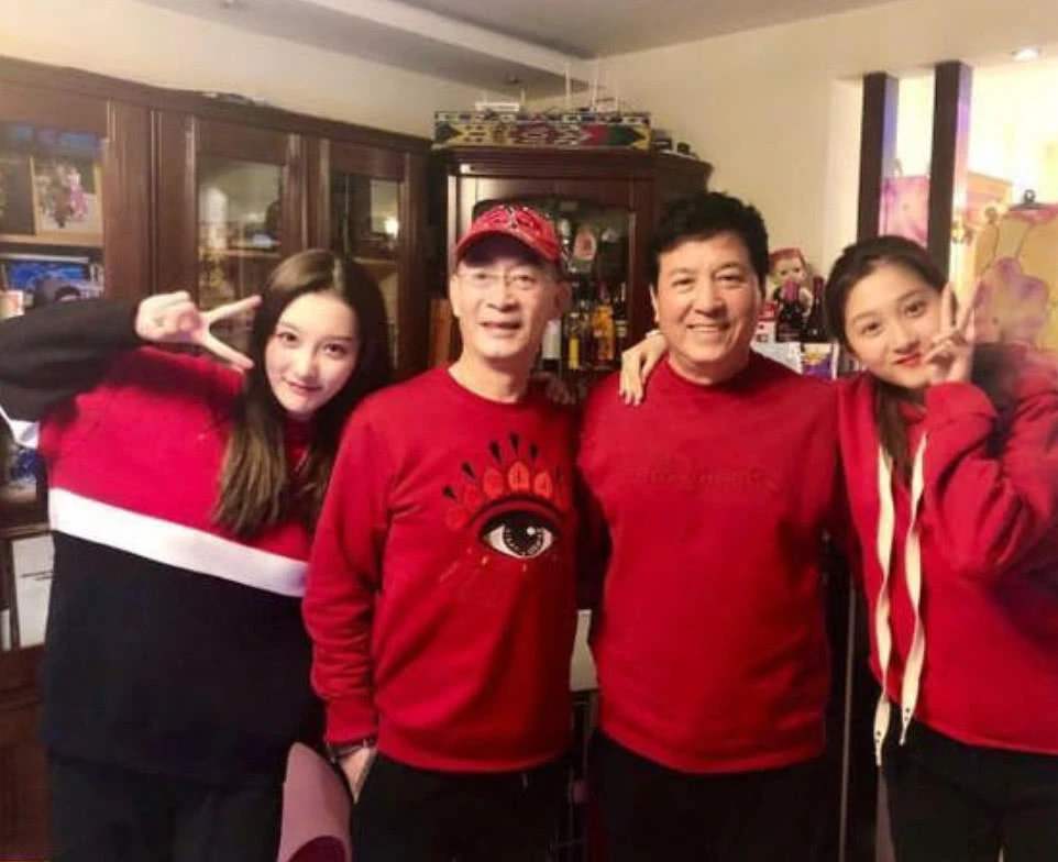 六小龄童女儿30岁未嫁，很多人看照片后表示：谁