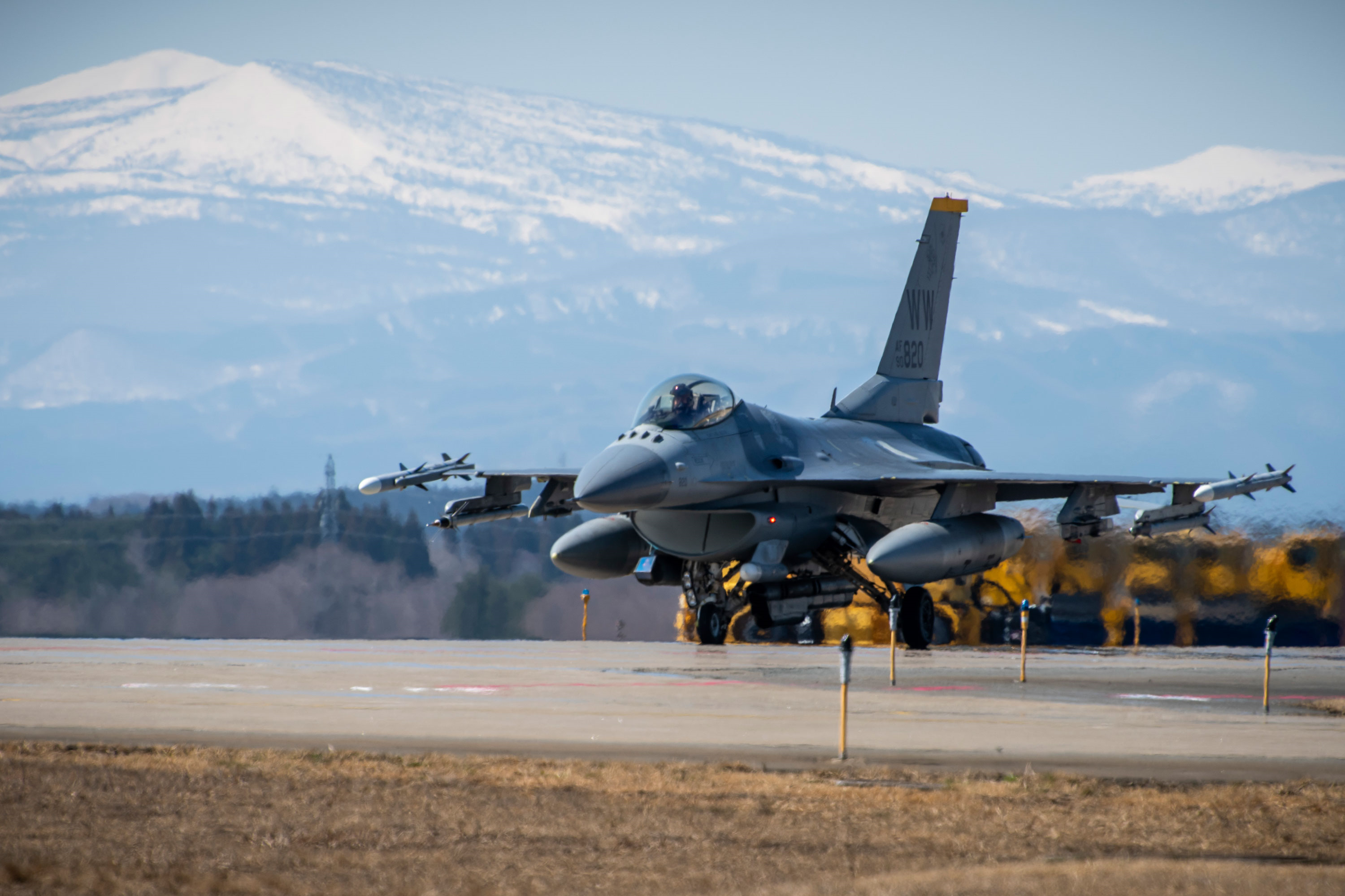 拜登還未上台就給日本敲警鐘：不要對俄羅斯眉來眼去，專心對付中國