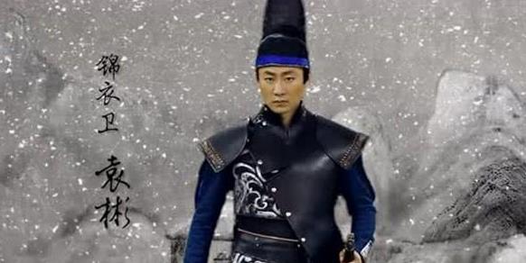 锦衣卫里唯一的好人，尽心照顾被俘皇帝，以德