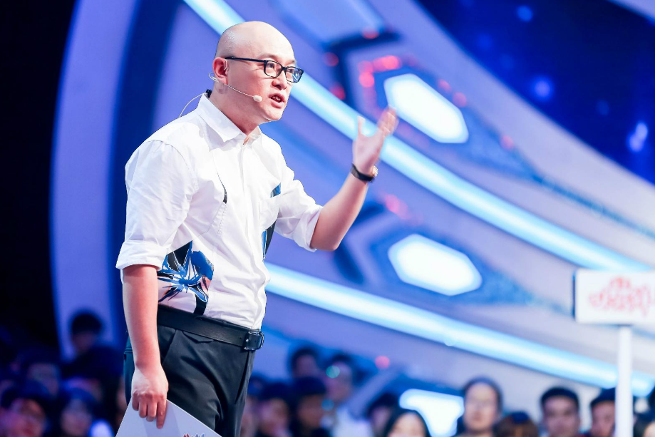 “非诚勿扰”火了10年全是托？你知道这些女嘉宾