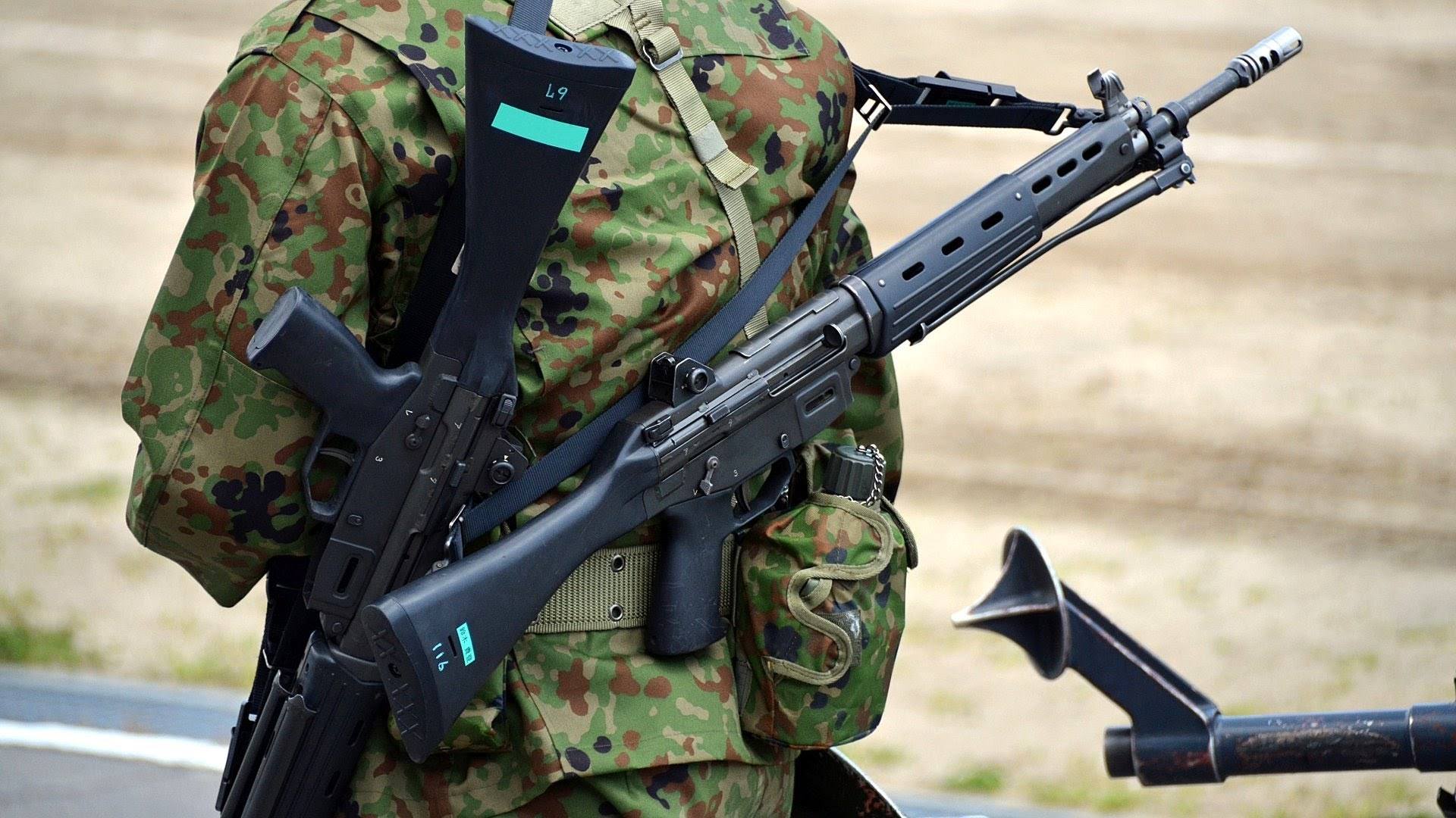 日本展示新型突击步枪，比利时FN儿很浓，性能是