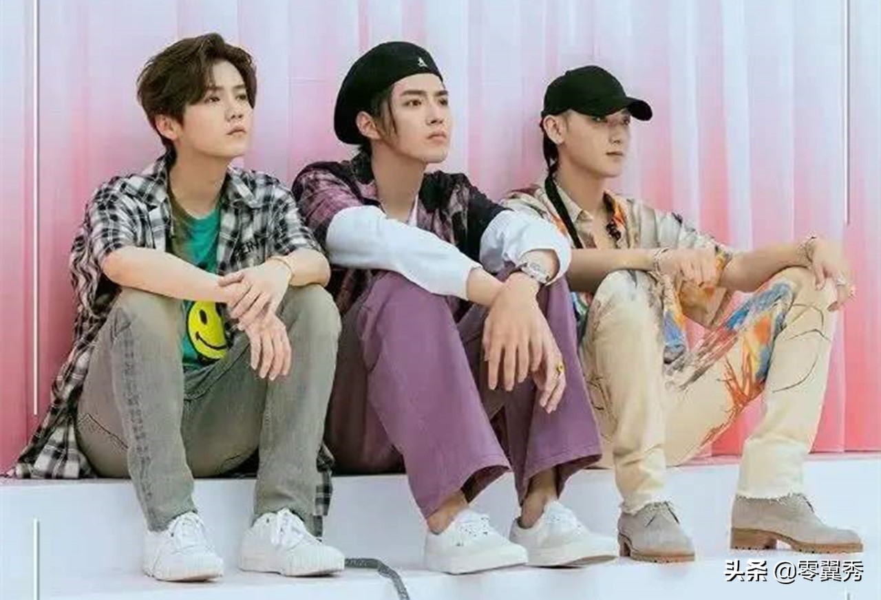 “归国四子”三人合体只差张艺兴，回忆暴露几