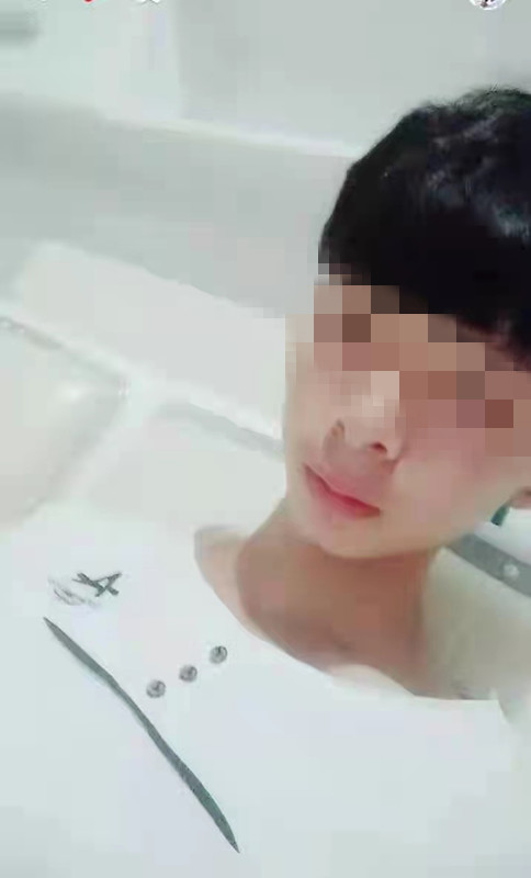 16岁少年过生日聚餐后离奇死亡尸体在湖水中发现有多处伤痕家属案件