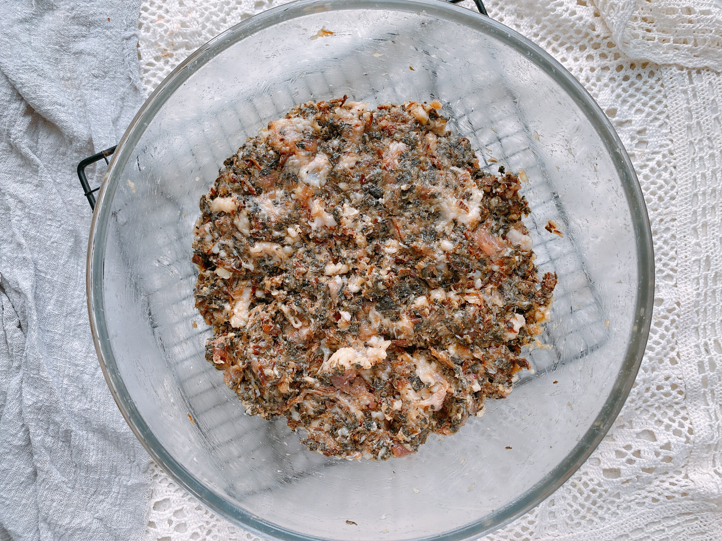 浙江美食梅干菜餅，幾十年老配方，餡料鹹香，餅皮鬆軟涼了也不硬