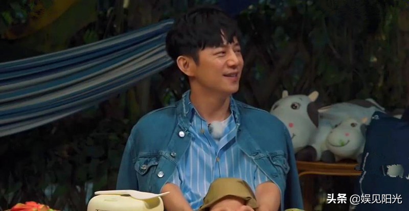 《向往的生活》使人老吗？黄磊瘦了，但状态跟