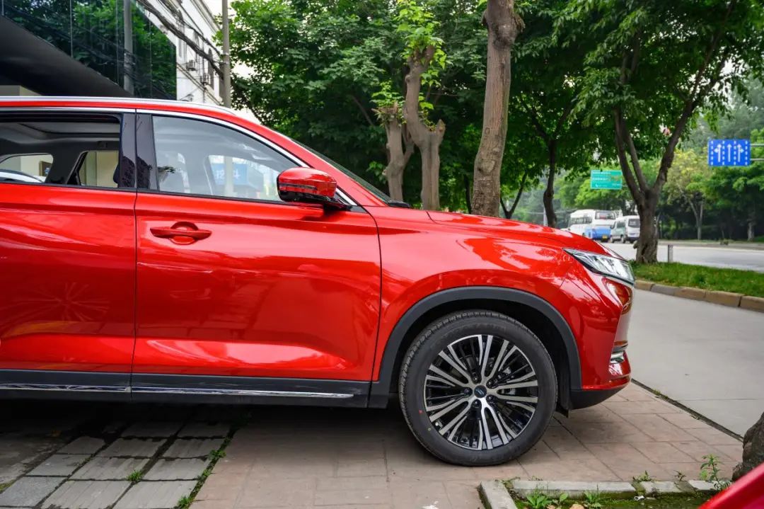 10万出头，这款SUV把人脸识别玩儿出花