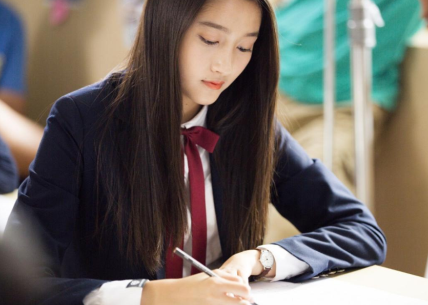 毕业于清华北大的明星，撒贝宁张鲁一不出所料