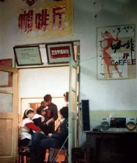 30張老照片帶你穿越回70年代,重溫那些再也回不去的舊時光
