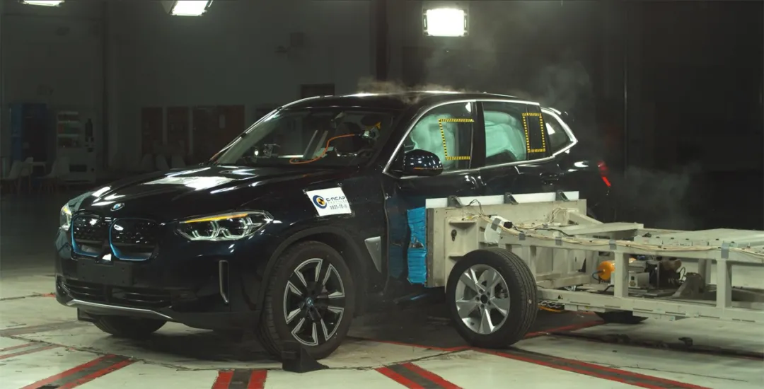 BMW iX3获C-NCAP超五星评价 打破总分纪录