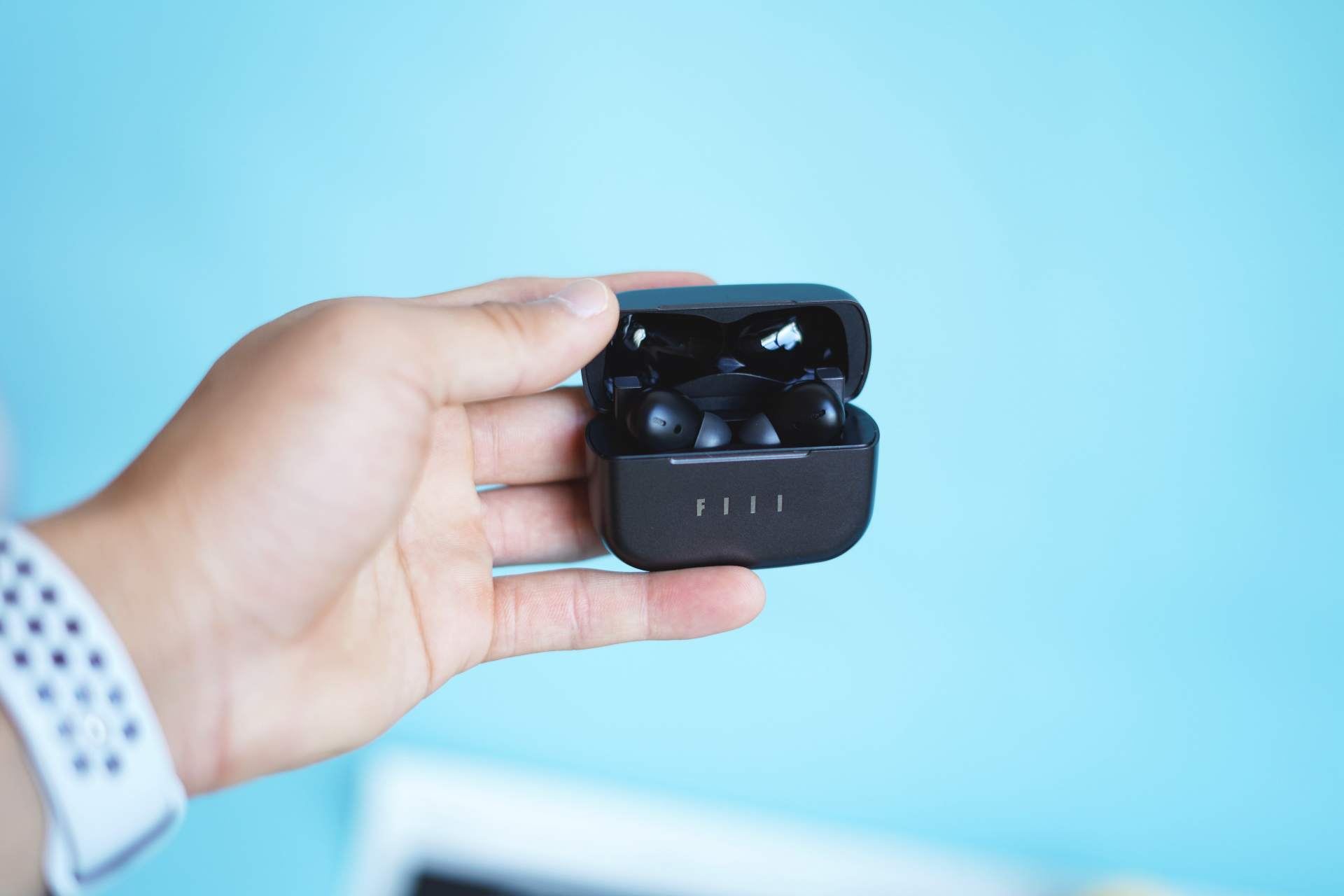 情理之中的降噪 意料之外的音质表现 成熟的FIIL CC Pro主动降噪评测