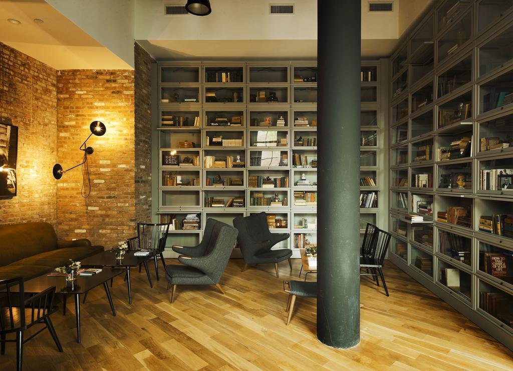 一家布鲁克林潮酷酒店，在疫情中担起社会责任，探索新商业模式