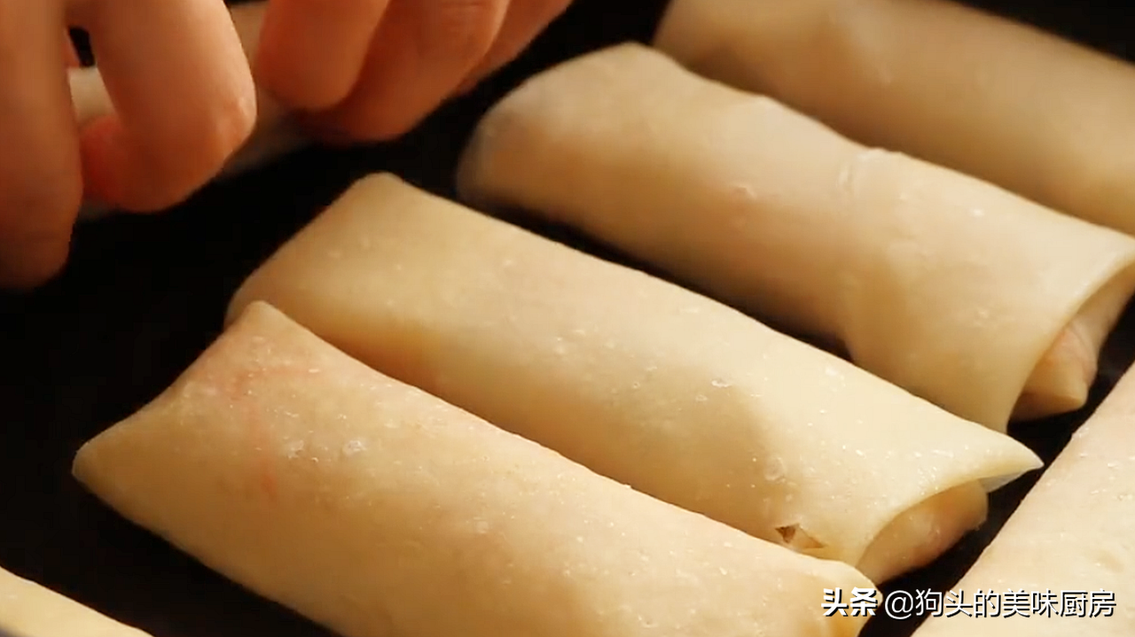 早餐這樣做太好吃了，有麵粉跟土豆就行，做一次饞一次，真解饞