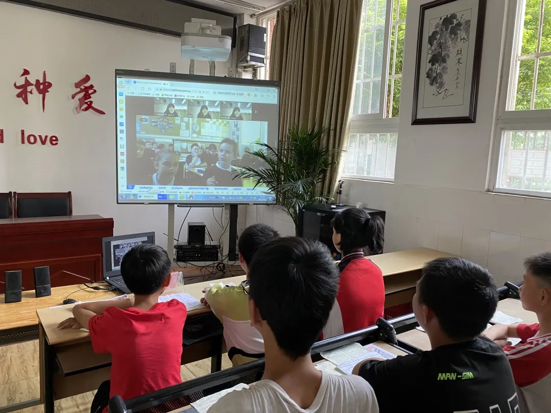四川天府新区合江小学——在文化交融中 做国际小使者