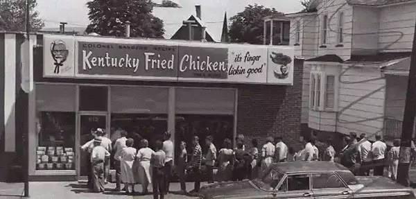 华裔探长李昌钰：凭借2块鸡骨头，调查炸鸡店惨