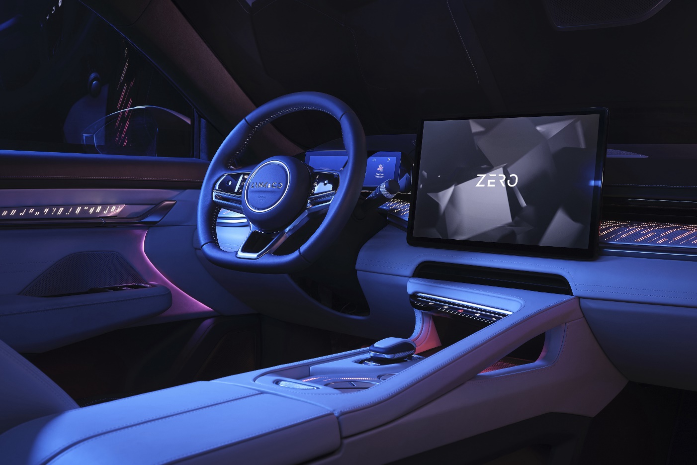 内饰终于曝光了!领克首款纯电轿车够不够强?