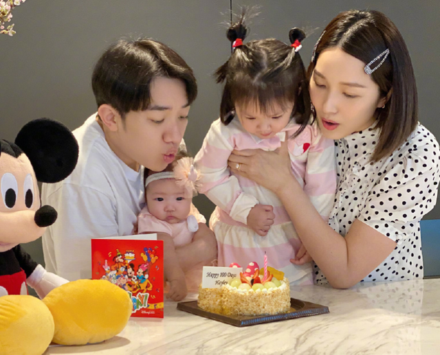 有種“遺傳”叫王祖藍女兒，“蒜頭鼻”成亮點，和爸爸一模一樣