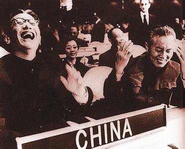 爱笑的乔冠华：拖垮克拉克，逗弄基辛格，他如何用外交对抗美国？