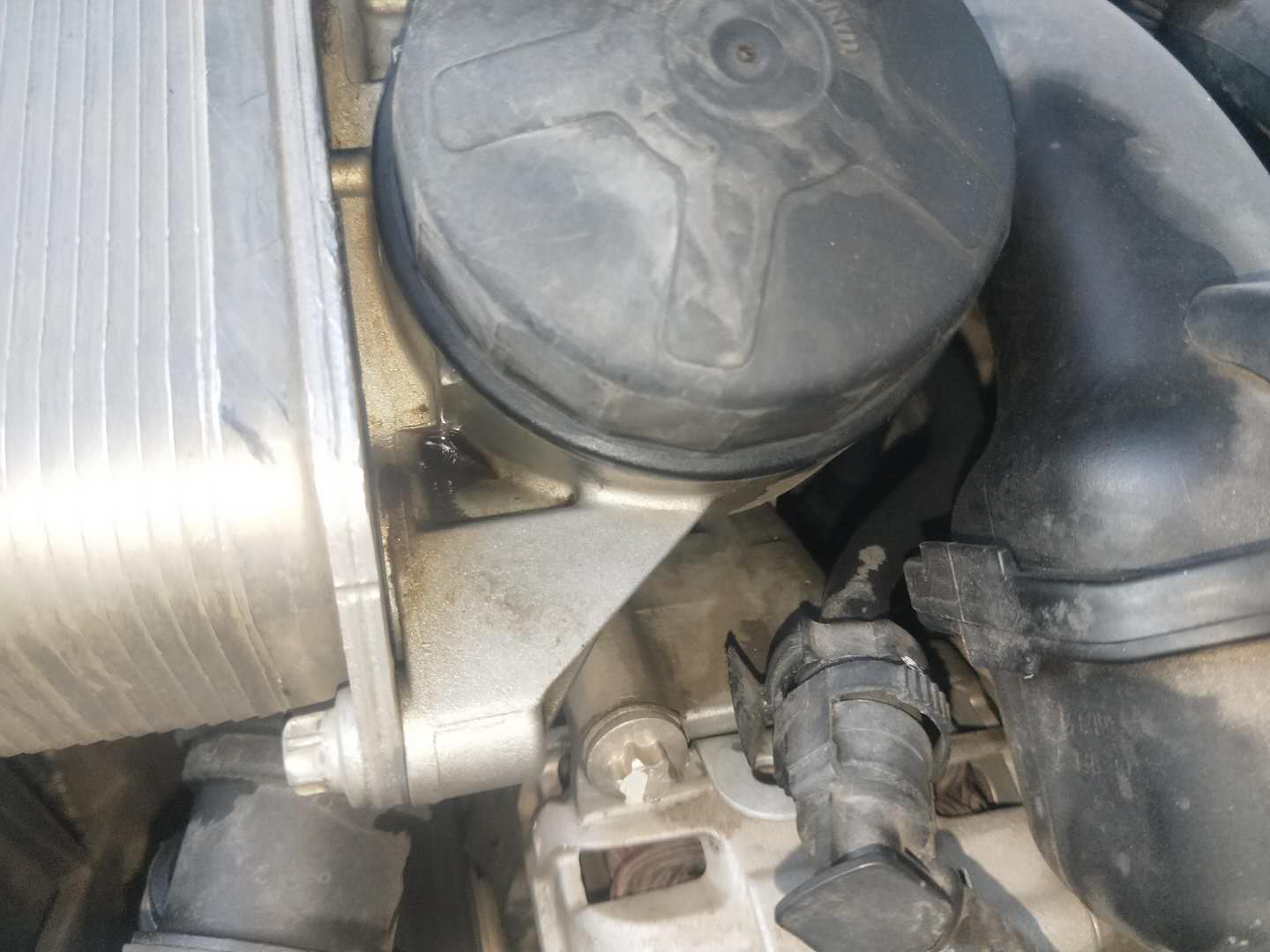 图片[3]_宝马发动机漏油维修 不是所有的漏油就叫通病_5a汽车网