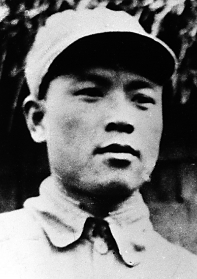 1943“假旅长”案：特务冒充我军旅长赴延安，带着无声手枪