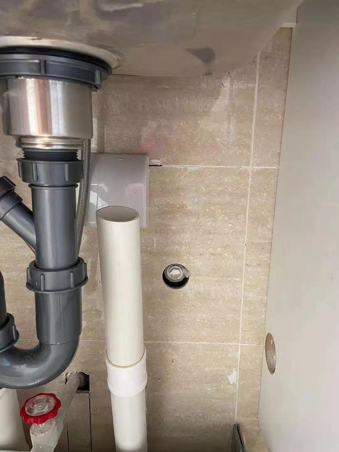 成都惊现“柱子房”？奥园广场精装公寓问题百出，业主直呼退房