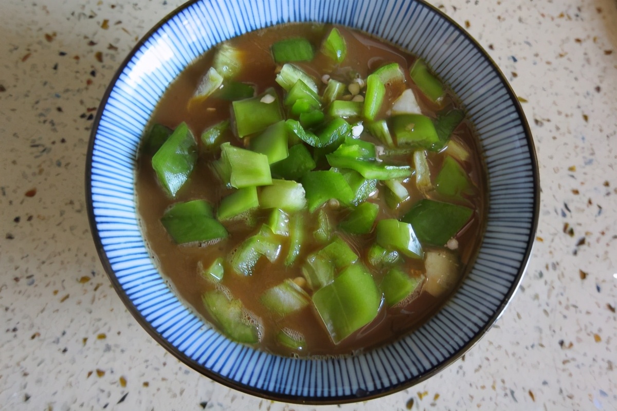 快立夏了，大鱼大肉要少吃，记得吃这菜好消化又健脾顺应节气入夏