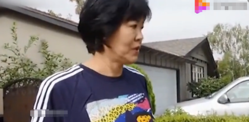 郎平三百平豪宅曝光，中西结合好奢华，屋外被草坪环绕有专属菜园