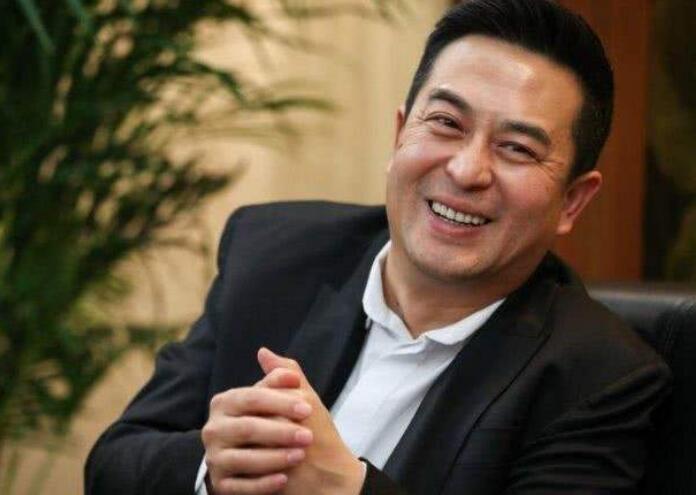 张嘉译6个“女儿”，3个是学霸2个前途无量，唯