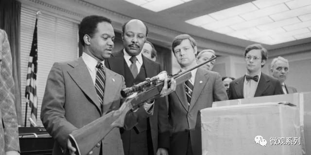 冲突、暴乱、大选，今天的美国像极了1968那个动