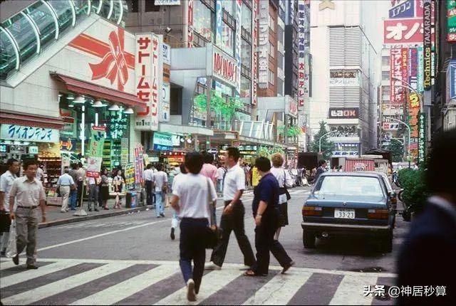 东京新宿西口重建，昭和气息的「深夜食堂」会消失吗？