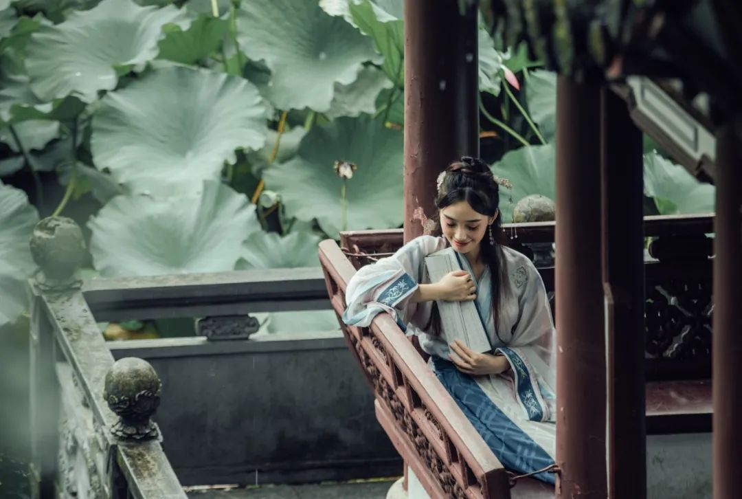 史上最撩人的诗词情话，套路满满，甜到炸-第1张图片-非凡网